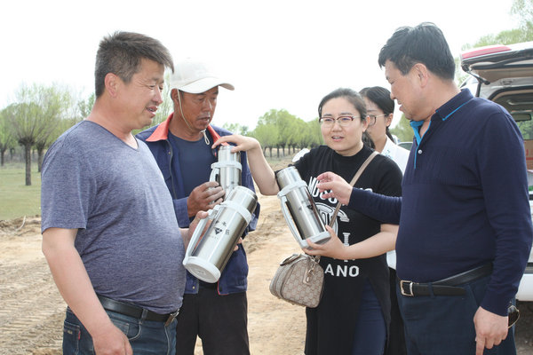 一聲辛苦了！溫暖你的心~ 集團(tuán)各單位開(kāi)展慰問(wèn)一線勞動(dòng)者活動(dòng)