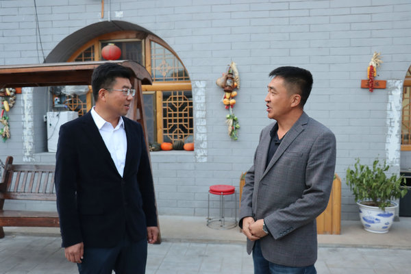 人大代表出資打通旅游環(huán)線 貧困村有了“致富路”